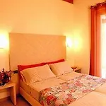 Aparthotel Alice 3*