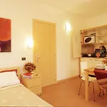 Alice Aparthotel